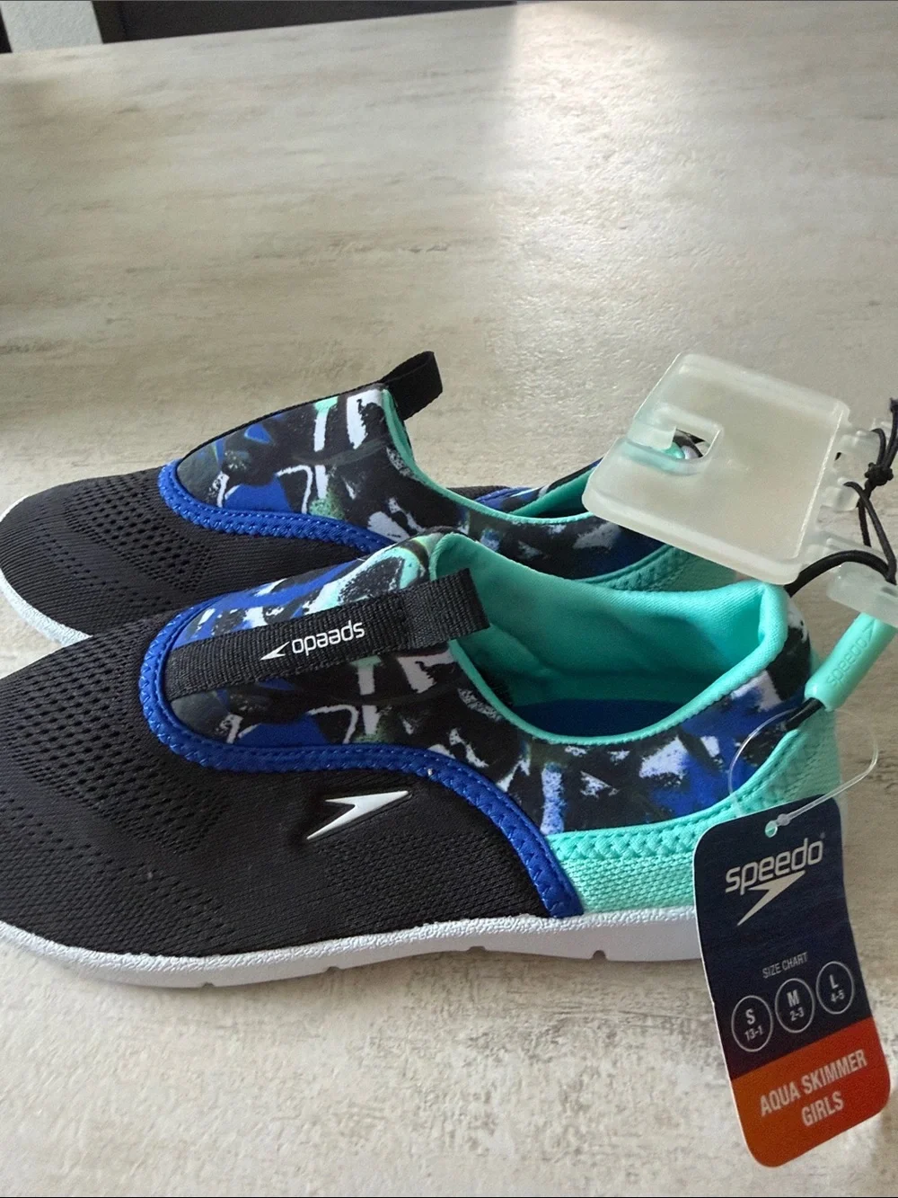 Speedo Black & Teal Junior Slip-On Water Shoes. Medium. 2/3 size.